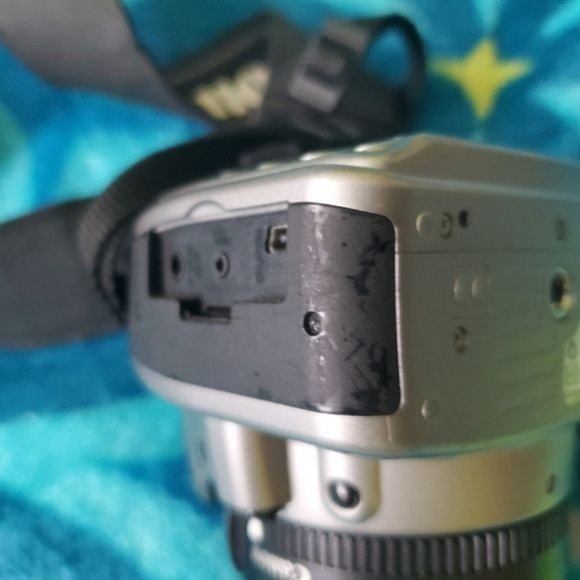 Canon EOS Digital Rebel XT EFS 18-55 mm - Picture 14 of 14